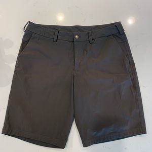 Men’s Lululemon Commision Shorts